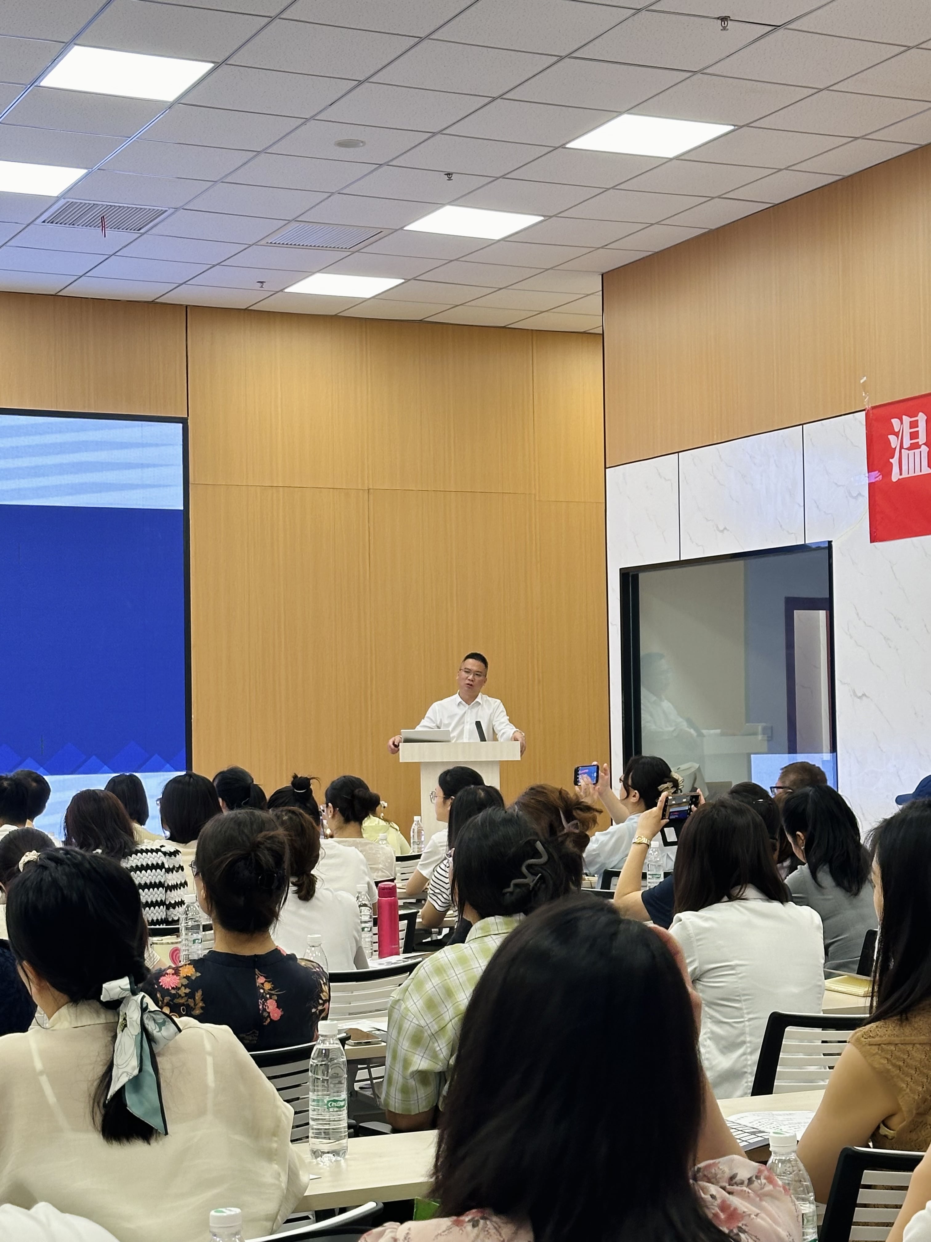 a87de299c3eef7aa9d583d00de08560075011.jpg a87de299c3eef7aa9d583d00de08560.jpg