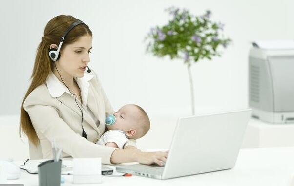 进公司只签了一年合同，到期后公司就可以解除吗？有没有补偿