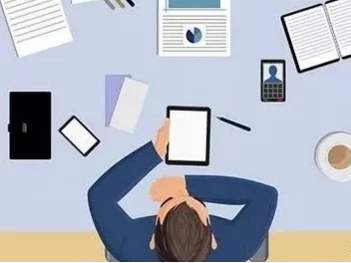 员工患病休长假工资怎么算？公司没交社保能否要求公司赔偿医疗费